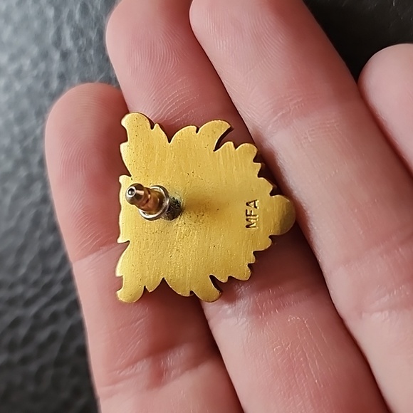 VTG MFA earrings - Picture 6 of 7